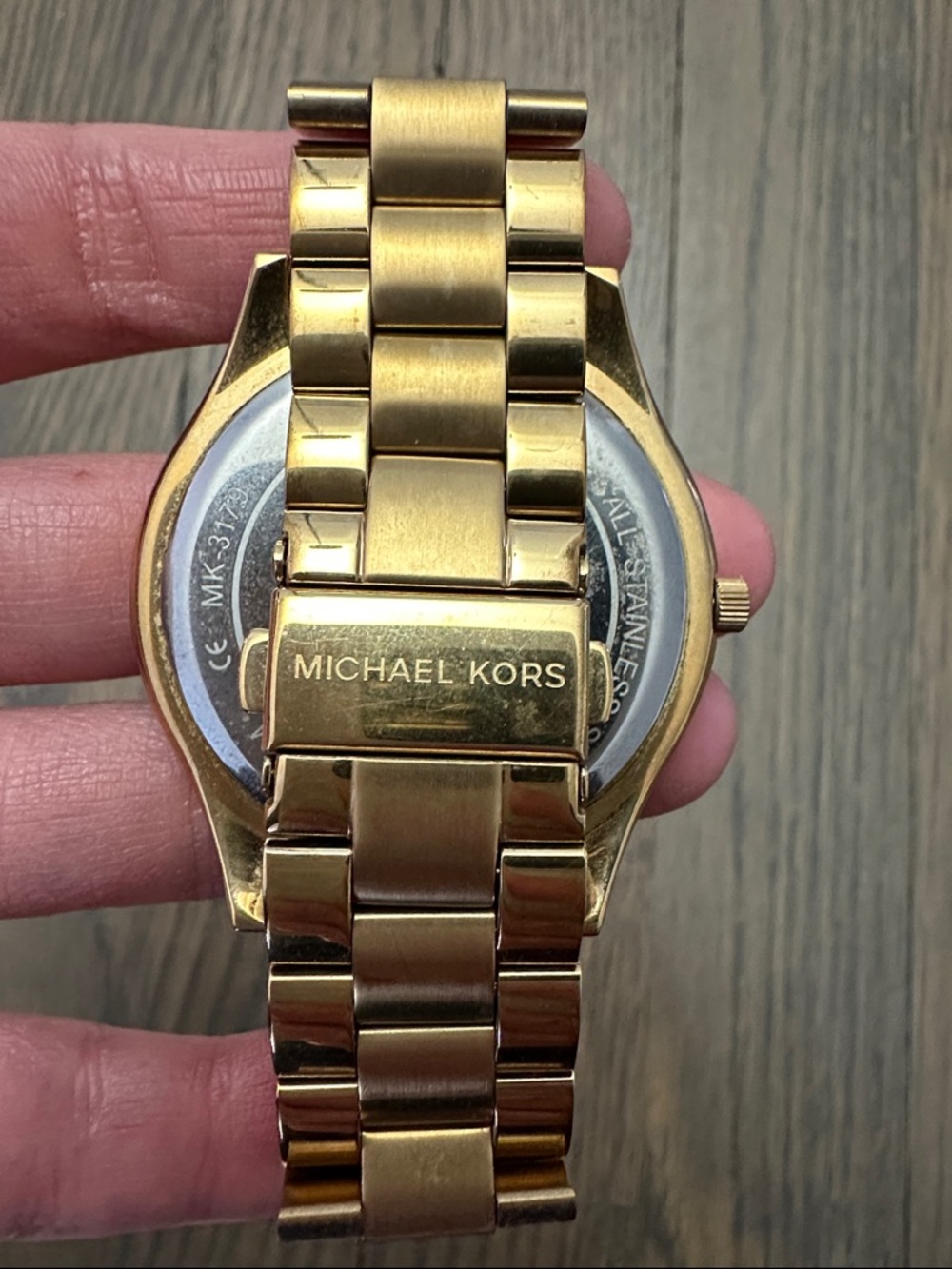 Michael Kors Watch - Picture 3 of 4